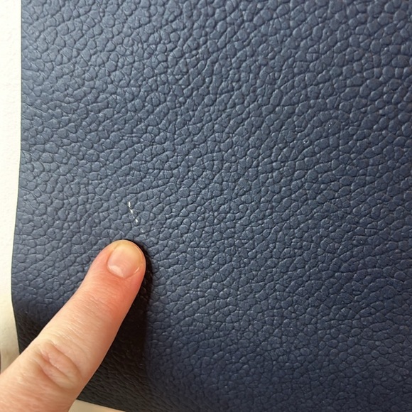 Dior gift bag larger size - Picture 3 of 7